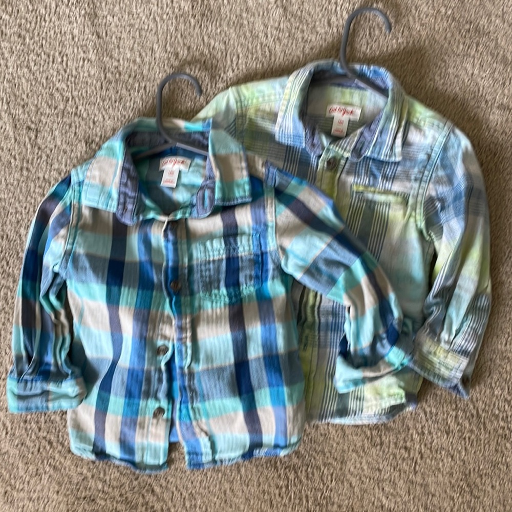 Lot of 2 boys 18 month Cat & Jack button down long sleeve shirts